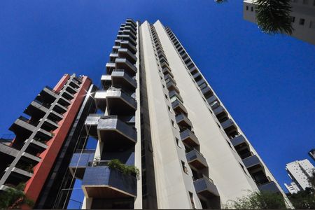Apartamento à venda com 213m², 4 quartos e 3 vagasFachada