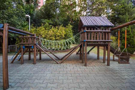 Apartamento à venda com 181m², 3 quartos e 3 vagasÁrea comum - Playground