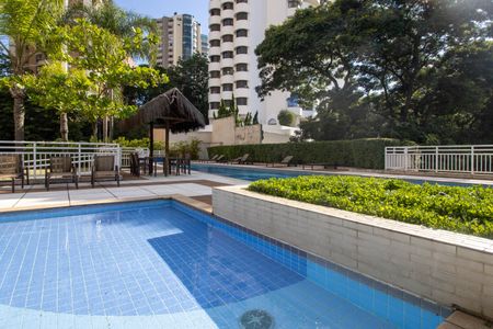Apartamento à venda com 181m², 3 quartos e 3 vagasPiscina 