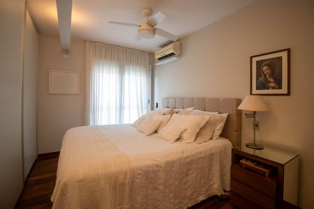 Apartamento à venda com 181m², 3 quartos e 3 vagasSuíte 2