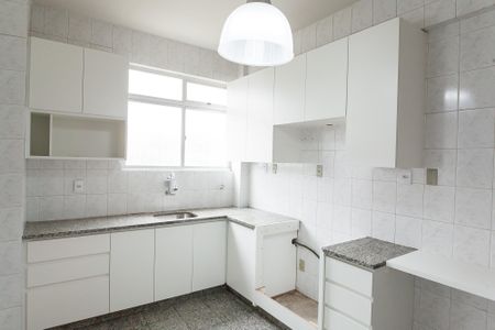 Apartamento à venda com 119m², 4 quartos e 2 vagascozinha