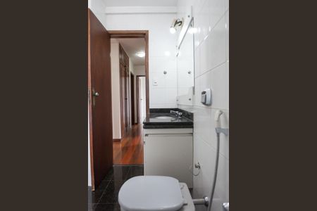 Apartamento à venda com 119m², 4 quartos e 2 vagasBanheiro Social