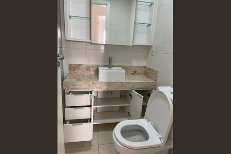 Apartamento à venda com 2 quartos, 64m² em Parque Sao Domingos, São Paulo
