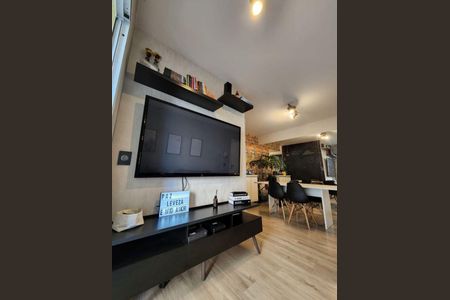 Apartamento à venda com 2 quartos, 52m² em Parque Maria Domitila, São Paulo