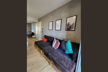 Apartamento à venda com 2 quartos, 52m² em Parque Maria Domitila, São Paulo