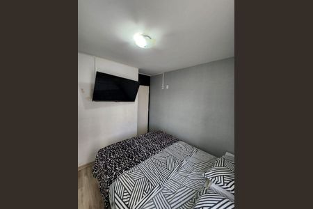 Apartamento à venda com 2 quartos, 52m² em Parque Maria Domitila, São Paulo