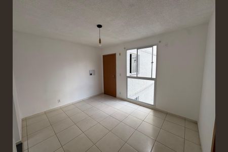 Sala de apartamento para alugar com 2 quartos, 43m² em Rocha Sobrinho, Mesquita