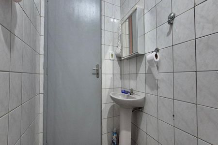 Casa à venda com 400m², 4 quartos e 2 vagas Casa à venda com 400m², 4 quartos e 2 vagasBanheiro