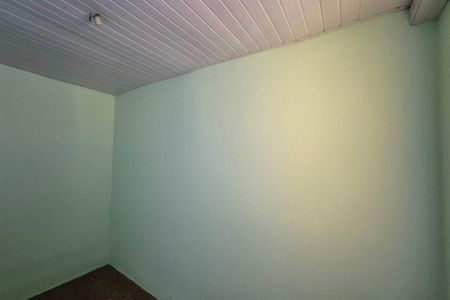 Casa à venda com 400m², 4 quartos e 2 vagas Casa à venda com 400m², 4 quartos e 2 vagasQuarto 4