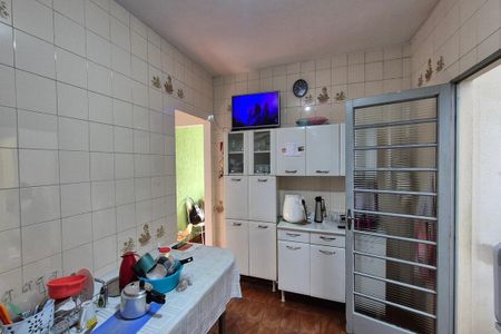 Casa à venda com 400m², 4 quartos e 2 vagas Casa à venda com 400m², 4 quartos e 2 vagasCozinha