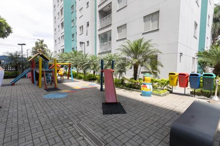 Apartamento à venda com 55m², 3 quartos e 1 vaga Apartamento à venda com 55m², 3 quartos e 1 vagaÁrea comum - Playground