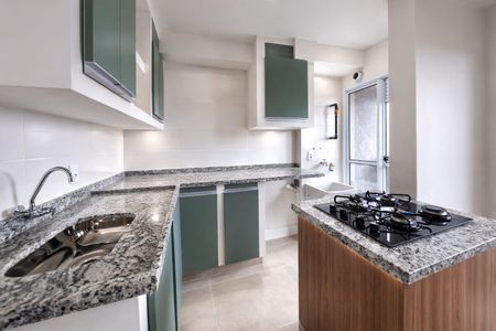 Cozinha de apartamento à venda com 2 quartos, 42m² em Vila Yolanda, Osasco