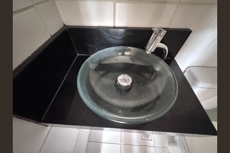 Casa de condomínio para alugar com 82m², 3 quartos e 1 vaga Casa de condomínio para alugar com 82m², 3 quartos e 1 vagaBanheiro Social