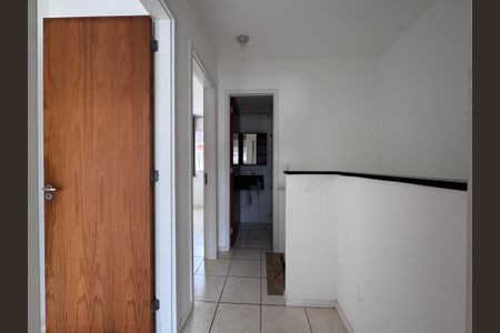 Casa de condomínio para alugar com 82m², 3 quartos e 1 vaga Casa de condomínio para alugar com 82m², 3 quartos e 1 vagaCorredor