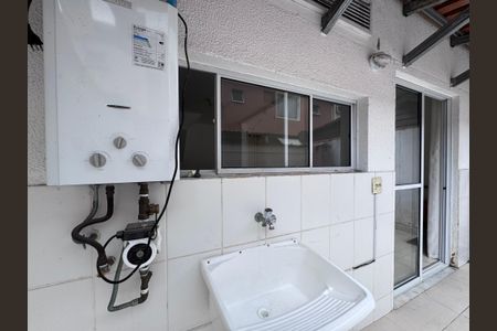 Casa de condomínio para alugar com 82m², 3 quartos e 1 vaga Casa de condomínio para alugar com 82m², 3 quartos e 1 vagaÁrea externa / serviço