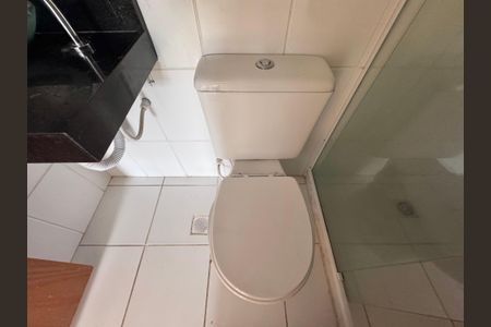 Casa de condomínio para alugar com 82m², 3 quartos e 1 vaga Casa de condomínio para alugar com 82m², 3 quartos e 1 vagaBanheiro Social