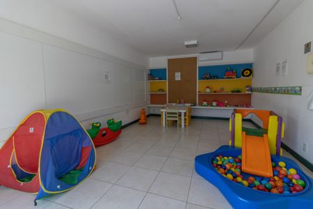 Casa de condomínio para alugar com 82m², 3 quartos e 1 vaga Casa de condomínio para alugar com 82m², 3 quartos e 1 vagaÁrea comum