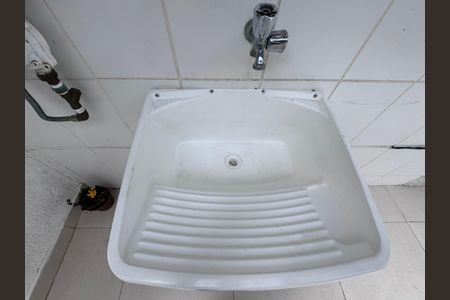 Casa de condomínio para alugar com 82m², 3 quartos e 1 vaga Casa de condomínio para alugar com 82m², 3 quartos e 1 vagaÁrea externa / serviço