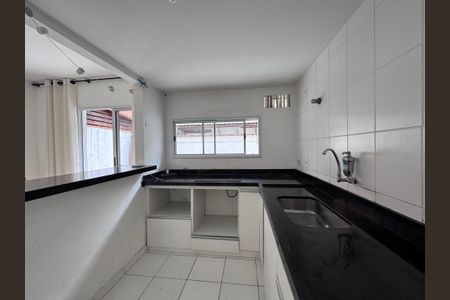 Casa de condomínio para alugar com 82m², 3 quartos e 1 vaga Casa de condomínio para alugar com 82m², 3 quartos e 1 vagaCozinha