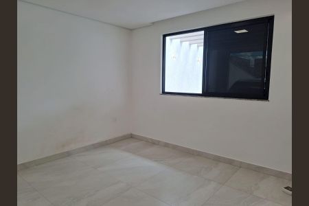 Casa à venda com 212m², 3 quartos e 3 vagasSuíte 