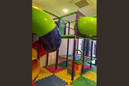 Apartamento à venda com 3 quartos, 205m² em Cerqueira César, São Paulo