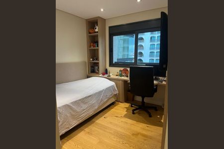 Apartamento à venda com 3 quartos, 205m² em Cerqueira César, São Paulo