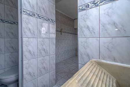 Apartamento para alugar com 62m², 3 quartos e 1 vagaárea de serviço e banheiro