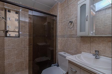Apartamento para alugar com 62m², 3 quartos e 1 vagabanheiro social_1