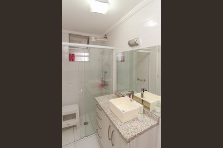 Apartamento à venda com 72m², 3 quartos e 2 vagasBanheiro