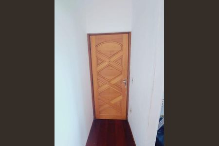 Apartamento à venda com 2 quartos, 52m² em Parque Maria Domitila, São Paulo