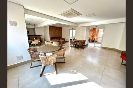 Apartamento para alugar com 46m², 2 quartos e 1 vaga Apartamento para alugar com 46m², 2 quartos e 1 vagaÁrea comum - Salão de festas