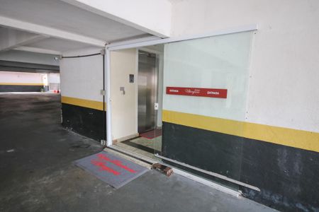 Apartamento para alugar com 40m², 1 quarto e 1 vagaÁrea comum