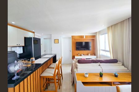 Sala  de apartamento à venda com 1 quarto, 36m² em Vila Flora, Guarulhos