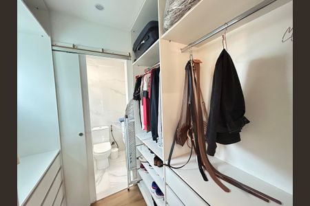 Casa à venda com 390m², 4 quartos e 3 vagasCloset da suíte 1