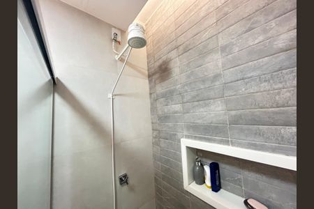 Casa à venda com 390m², 4 quartos e 3 vagasChuveiro