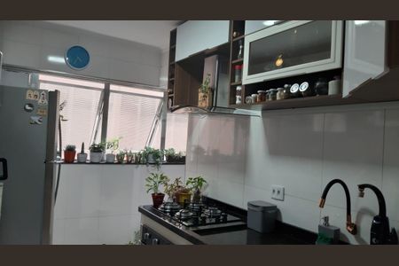 Apartamento à venda com 2 quartos, 68m² em Jardim Santo Elias, São Paulo