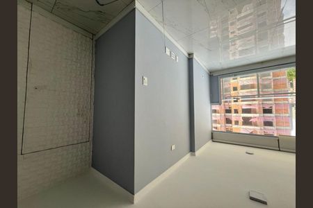 Apartamento à venda com 2 quartos, 59m² em Vila Yara, Osasco
