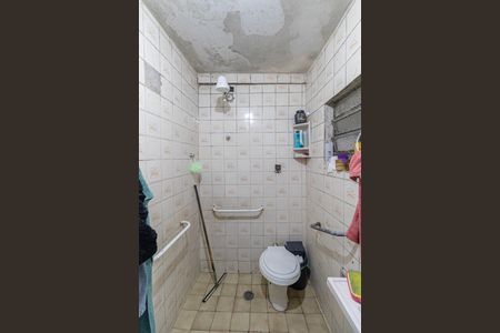 Casa à venda com 150m², 6 quartos e sem vagaCasa 2 Banheiro