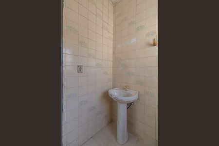 Casa à venda com 150m², 6 quartos e sem vagaCasa 4 Banheiro