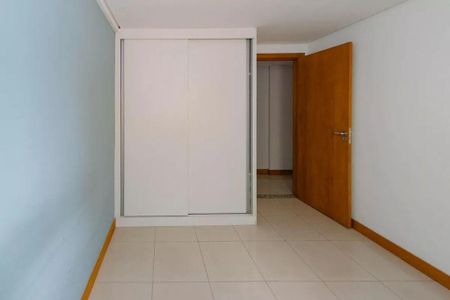 Apartamento à venda com 3 quartos, 130m² em Buritis, Belo Horizonte