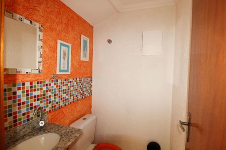 Casa para alugar com 95m², 2 quartos e 2 vagasLavabo