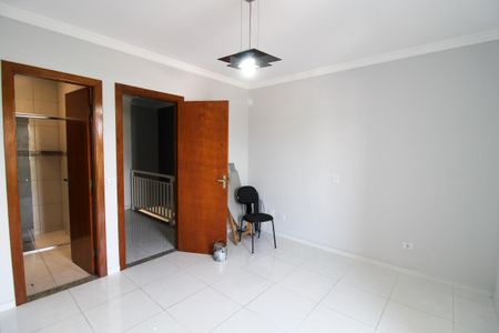 Casa para alugar com 95m², 2 quartos e 2 vagasQuarto 1