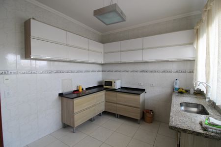 Cozinha de casa para alugar com 2 quartos, 95m² em Parque Ipe, São Paulo
