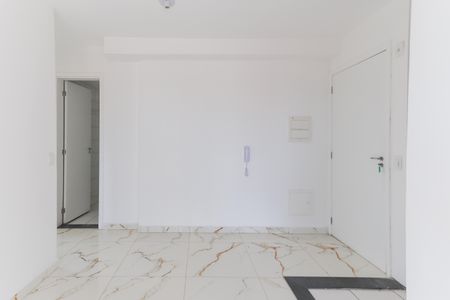 Sala de apartamento para alugar com 2 quartos, 44m² em Jardim Ester, São Paulo