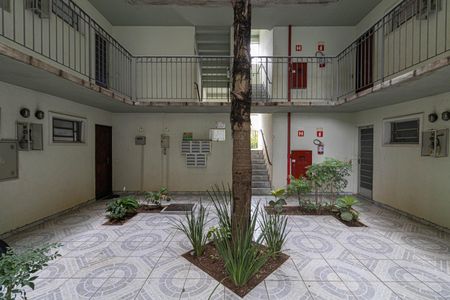 Apartamento para alugar com 42m², 2 quartos e 1 vaga Apartamento para alugar com 42m², 2 quartos e 1 vagaÁrea Comum