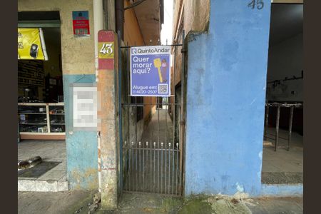 Casa para alugar com 70m², 2 quartos e sem vagaFachada+Placa 