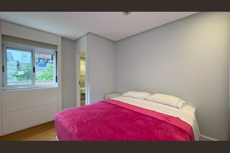 Apartamento para alugar com 240m², 5 quartos e 4 vagasQuarto 4 - Suíte