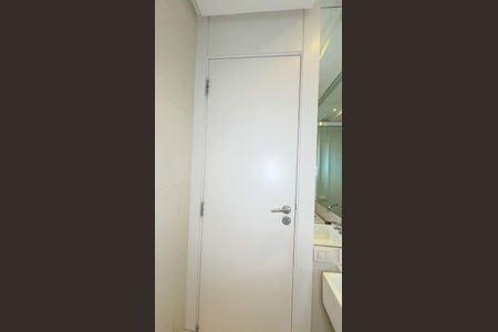 Apartamento para alugar com 240m², 5 quartos e 4 vagasBanheiro da Suíte 4