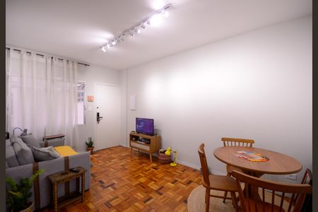 Sala  de apartamento para alugar com 1 quarto, 45m² em Aclimação, São Paulo