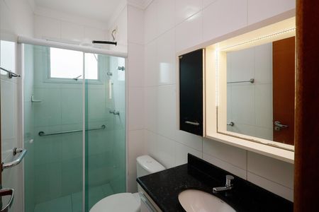 Apartamento para alugar com 64m², 2 quartos e 2 vagasBanheiro 